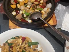 -鸽子侯·家宴·平价海鲜(市图书馆店)