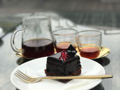 -UNI UNI(环亚凯瑟琳店)