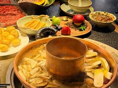 -菌自由丨野生菌火锅特色庭院餐厅(丽江古城店)