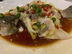 花椒蒸鲈鱼-东方之珠海鲜酒楼(南开店)