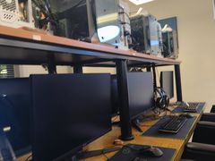 -杰拉电竞·网咖(西湖区文三路店)