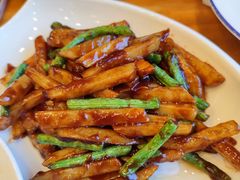 -侬佳蒸菜馆(听潮店)