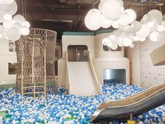 -涨巢·潮玩水疗局