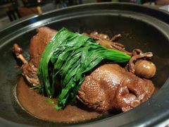 笋干葱焖鸭-湖滨28中餐厅·西湖宴·杭州君悦酒店