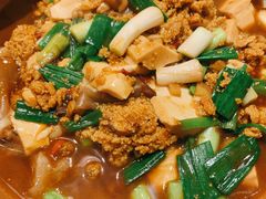 -霄汉牛三鲜湖北砂锅菜(万松园2店)