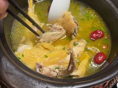 -鼎鲜·蟹农渔水·阳澄湖大闸蟹·农家乐(美人腿店)