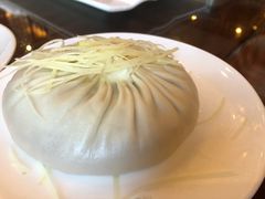 陈士荣蟹黄汤包-鸿运酒楼