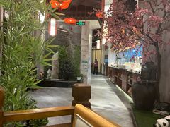 -万重锦·人文川菜馆(骡马市店)