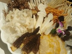 -云尊府云南菜·蒸汽石锅鱼(学清路店)