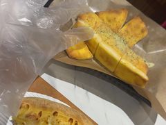 -达美乐比萨(红山店)