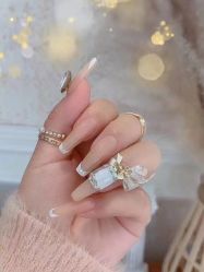 点击看大图 -慕拉美甲美睫皮肤管理