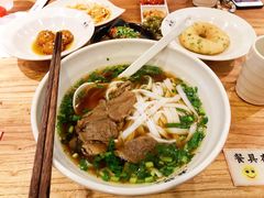 -湘人龙记老长沙米粉(鸟巢店)