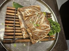 -草家酱蟹炭火烤肉店(珲春南路二店)