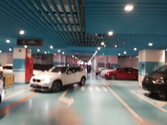 -虹桥天地-停车场