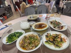 -鲤鱼塘农家山庄