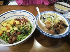 -秦君宝手擀菠菜面(金花路店)