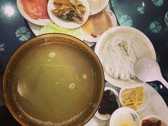 -桥香园云南过桥米线(金马碧鸡店)