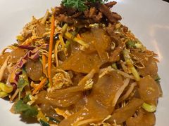龙江炒肉拉皮-宏达老菜馆(东安街店)