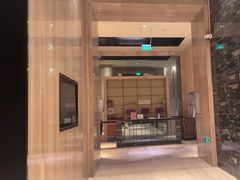 -天津梅江中心皇冠假日酒店