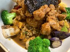 日式咖喱杂蔬鸡肉小麦饭-HELLO 27 意面·沙拉·帕尼尼