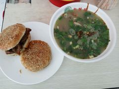 -天津乾毓德饭庄·清真传统炒菜·海鲜烧烤(咸阳路店)