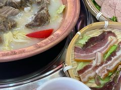 -阿婆情腊排骨火锅(金虹路店)