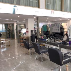 -水灵珑美容造型中心