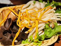 -黑鸡小馆(金源店)