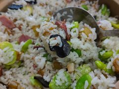 砂锅洋芋焖饭-云腾食府·云南菜