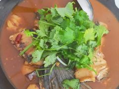 红汤鱼头-鱼味馆(万佛湖店)