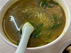 -黄阿姨锅贴大王(万航渡路店)