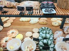 -焙丽拾光(麦凯乐直营店)