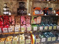 -VENCHI 闻绮(北京国贸商城店)