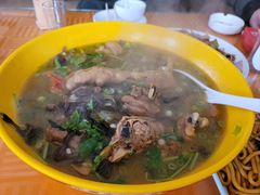 -凤百年大骨鸡饭庄