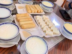 香滑凤凰奶-周大娘牛乳(旧寨古村总店)
