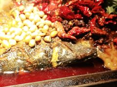 -探鱼·鲜青椒爽麻烤鱼(广州欣荣广场店)