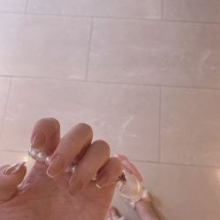 -一笔绣狂草美甲坊