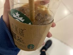 -星巴克(上海虹桥新天地二店)