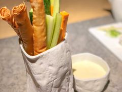 -穹六人间 people 6(岳阳路店)