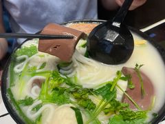 -肥汁米蘭香港米线(长宁来福士店)