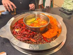 -洞亭火锅(防空洞总店)