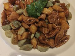 腊八蒜烧肥肠-大碗居·烤鸭·鱼头泡饼(天坛东门店)