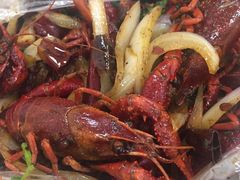 麻辣小龙虾-麻屋手抓海鲜(防城港总店)