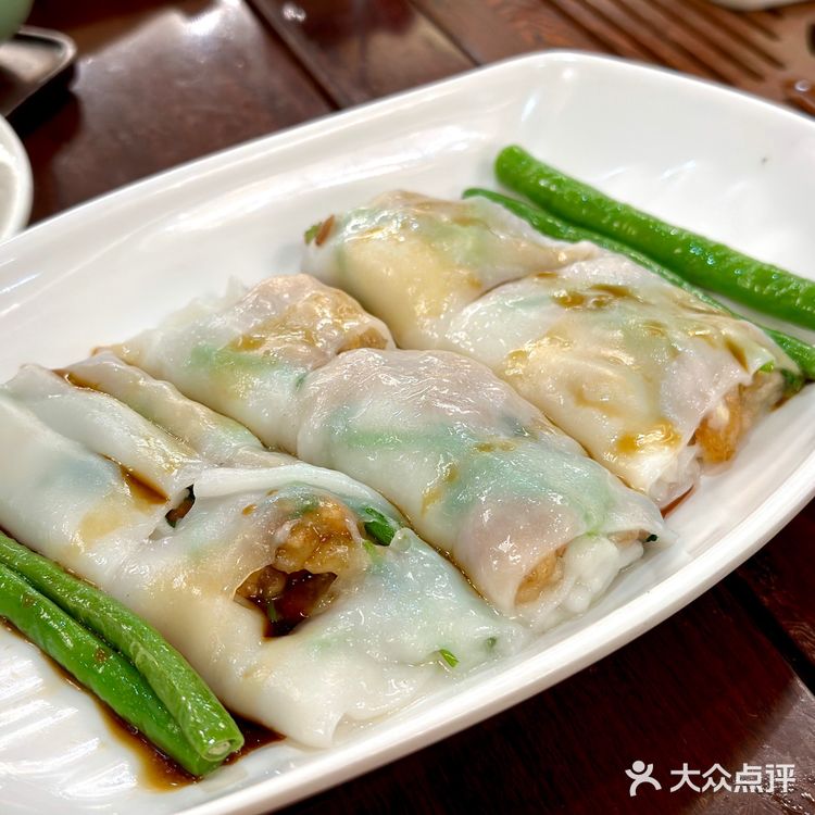 几百人一起吃个早饭！｜菜品出品和服务都算很稳定！