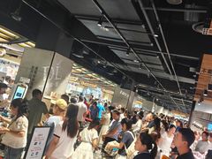 -胖东来生活广场(健康路店)