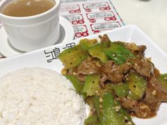 凉瓜牛肉饭-鸿运茶餐厅(皇岗店)