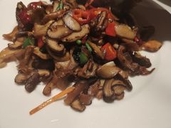 山野炒鲜菌-清真·卡德尔大叔新疆主题餐厅(龙汇路店)