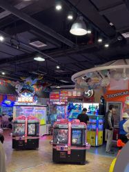 -卡通尼乐园(新达汇三林店)