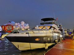 -黄浦江游览十六铺3号码头网红自助餐