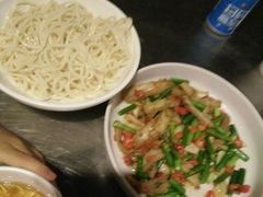 -龙巢盱眙龙虾·牛蛙·烧烤宵夜(八卦岭店)